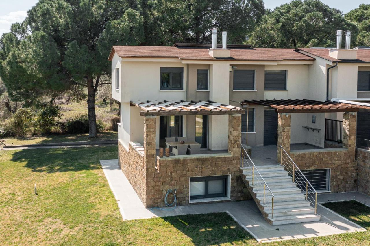 #Flh - Amalthia & Αthena Beachfront Houses In Pefkohori Exterior photo